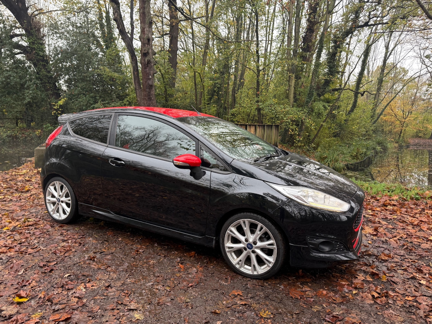 Used Ford Fiesta 2016 for sale - 76589763: Photo 2