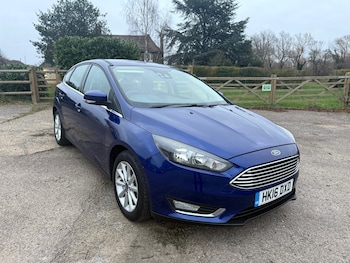 2016 (16) - 1.0 EcoBoost 125 Titanium 5dr Auto