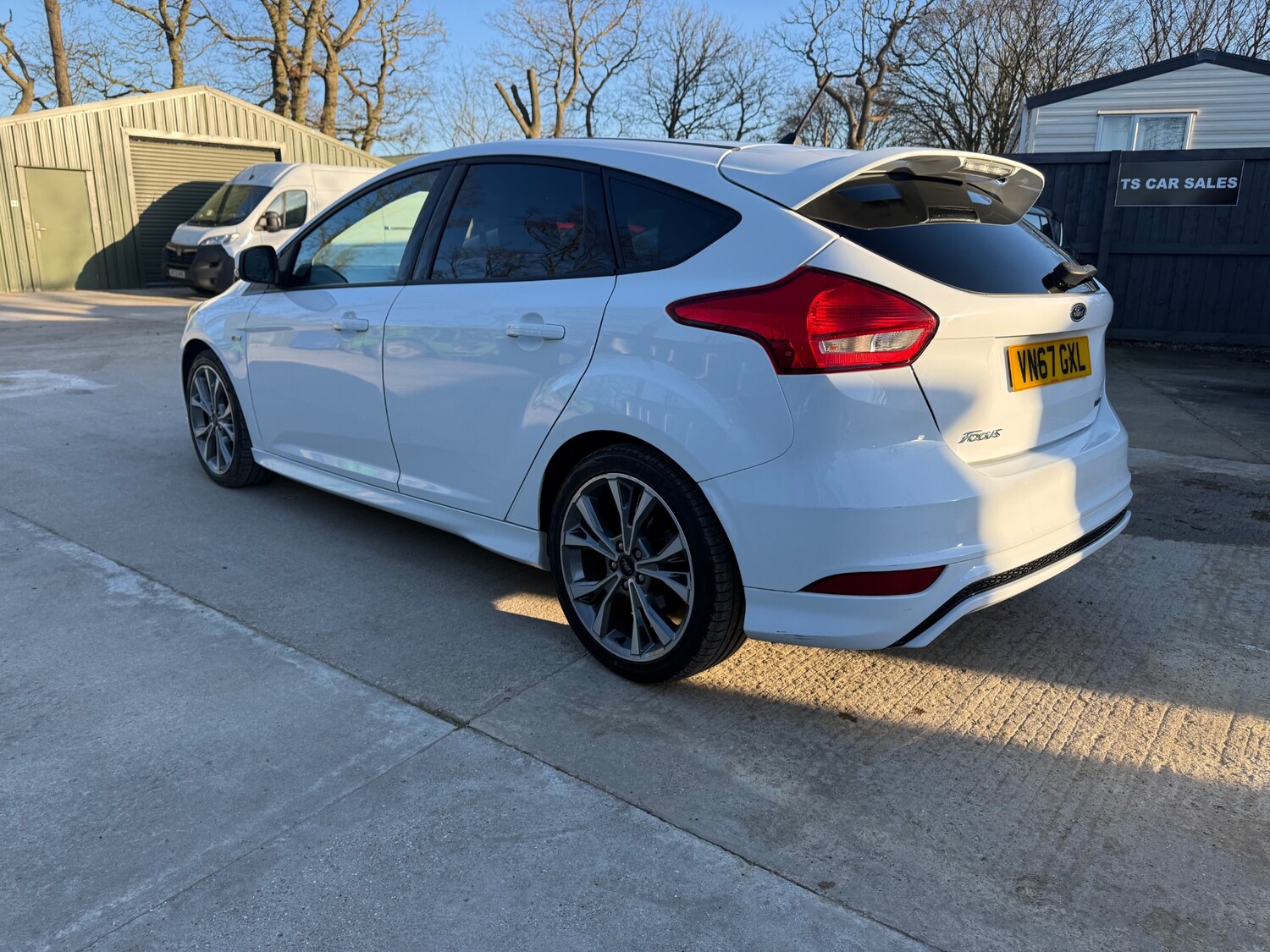 Used Ford Focus 2017 for sale - 77721824: Photo 11