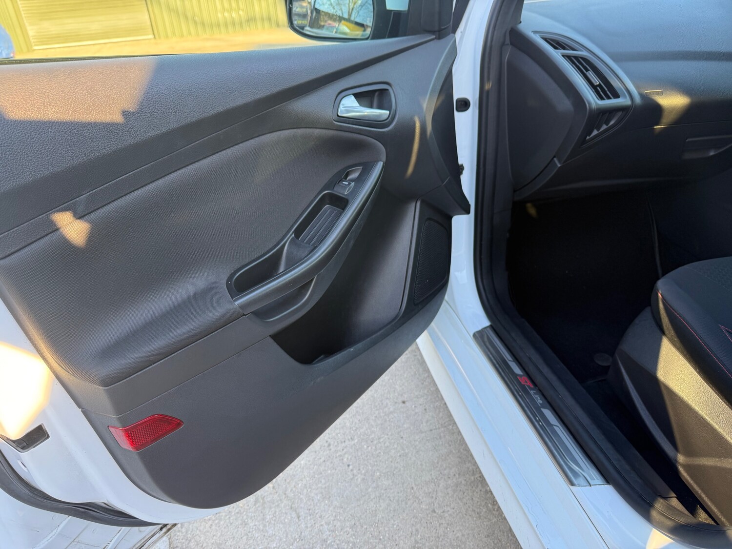 Used Ford Focus 2017 for sale - 77721824: Photo 22