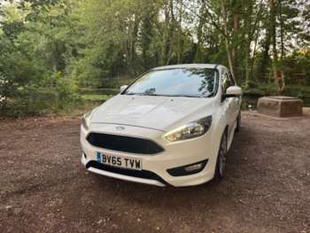2015 (65) - 1.0 EcoBoost 125 Zetec S 5dr