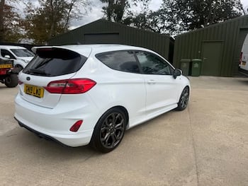 Used Ford Fiesta 2019 for sale - 79879948: Photo