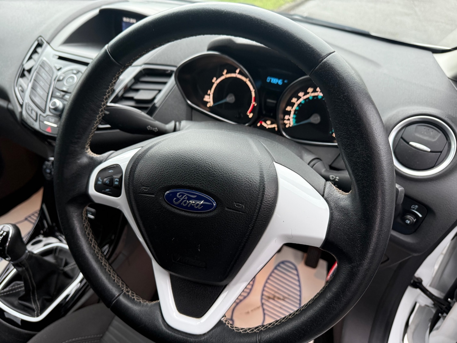 Used Ford Fiesta 2016 for sale - 77275123: Photo 14