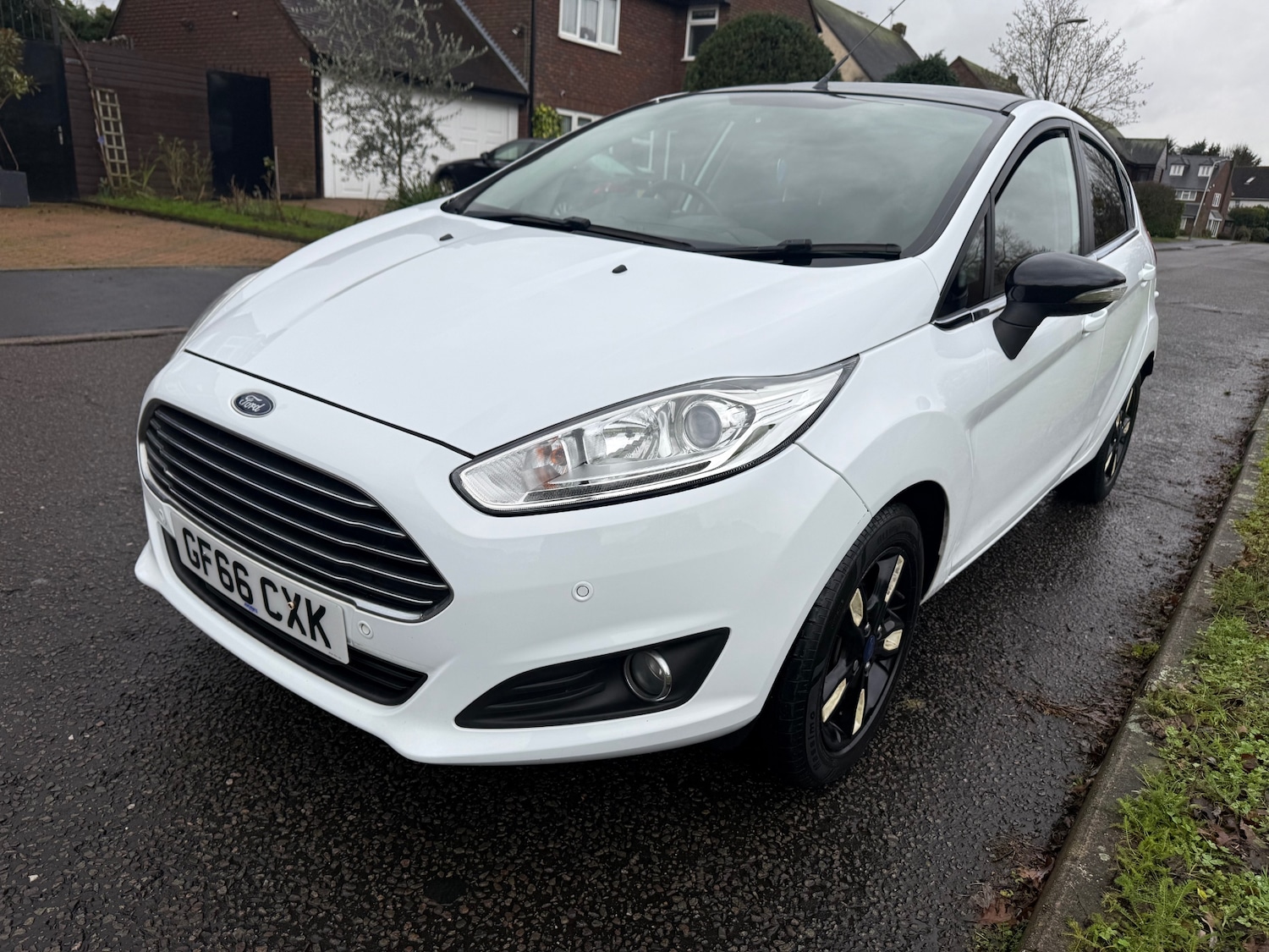 Used Ford Fiesta 2016 for sale - 77275123: Photo 9