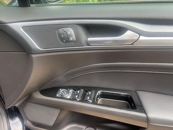 Used Ford Mondeo 2018 for sale - 76059185: Photo 18
