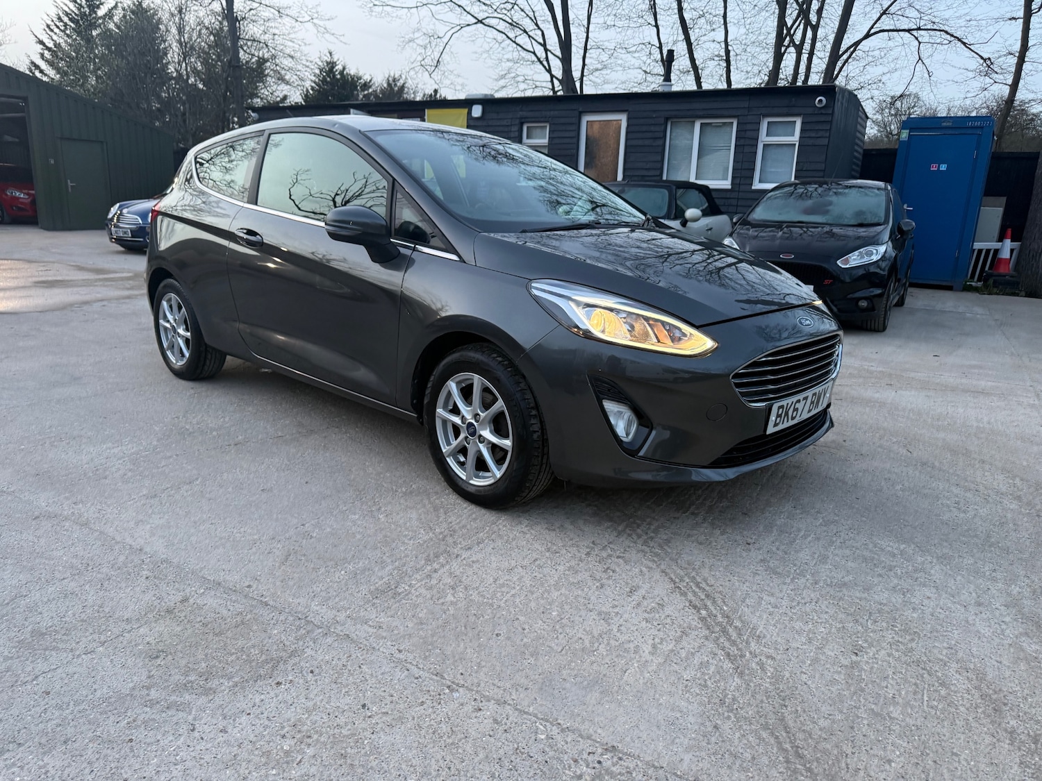 Used Ford Fiesta 2017 for sale - 77766805: Photo 2