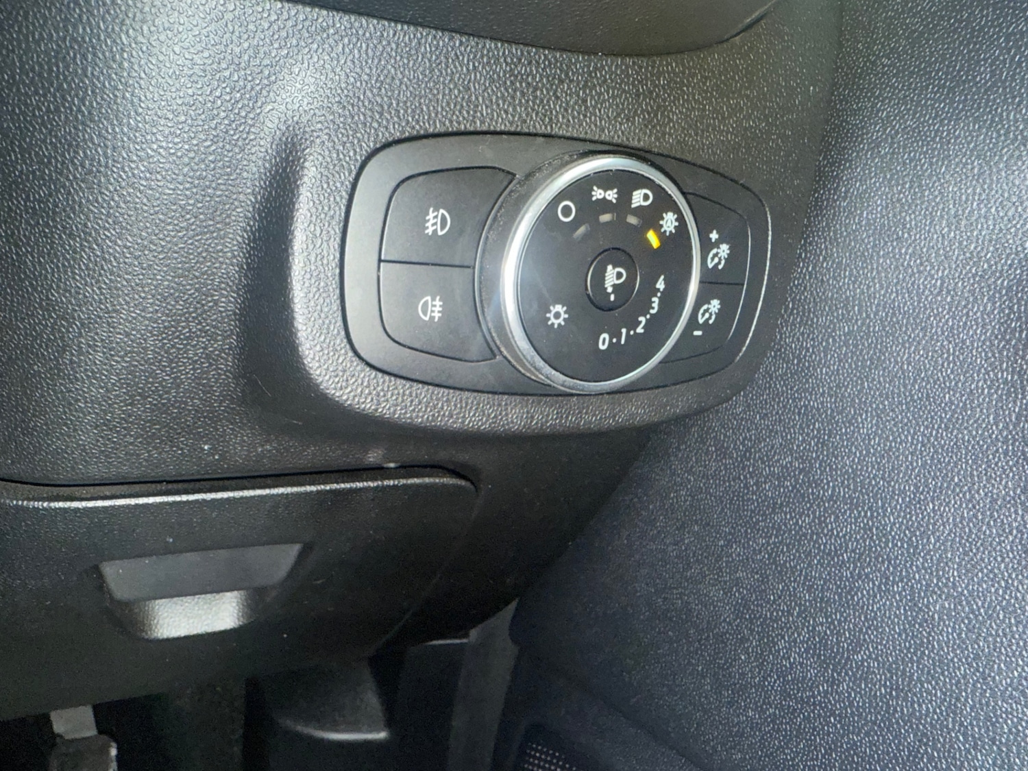 Used Ford Fiesta 2018 for sale - 76511138: Photo 20