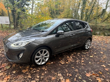 Used Ford Fiesta 2018 for sale - 76511138: Photo