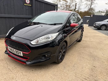 Used Ford Fiesta 2015 for sale - 79736501: Photo
