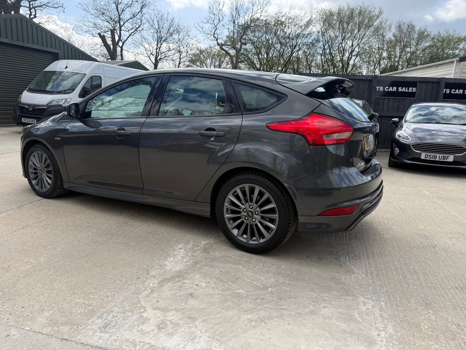 Used Ford Focus 2018 for sale - 78218198: Photo 9