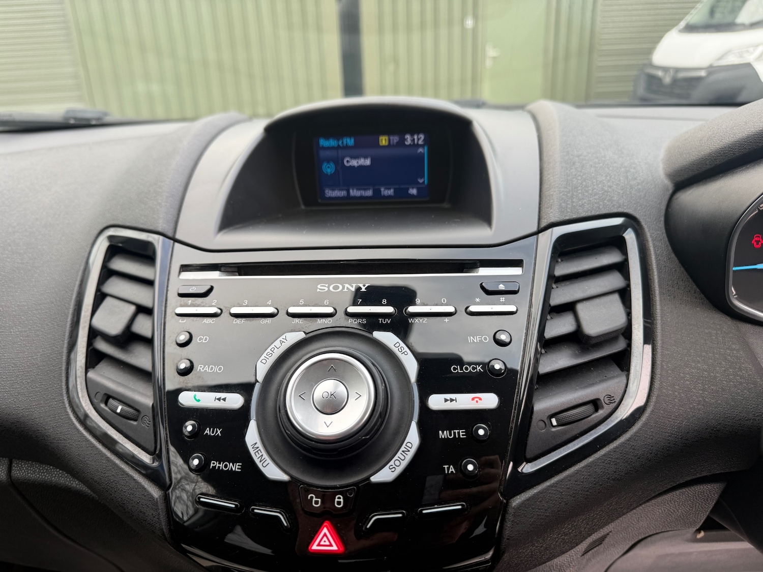 Used Ford Fiesta 2016 for sale - 77749750: Photo 28