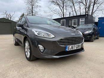 Used Ford Fiesta 2017 for sale - 77845409: Photo