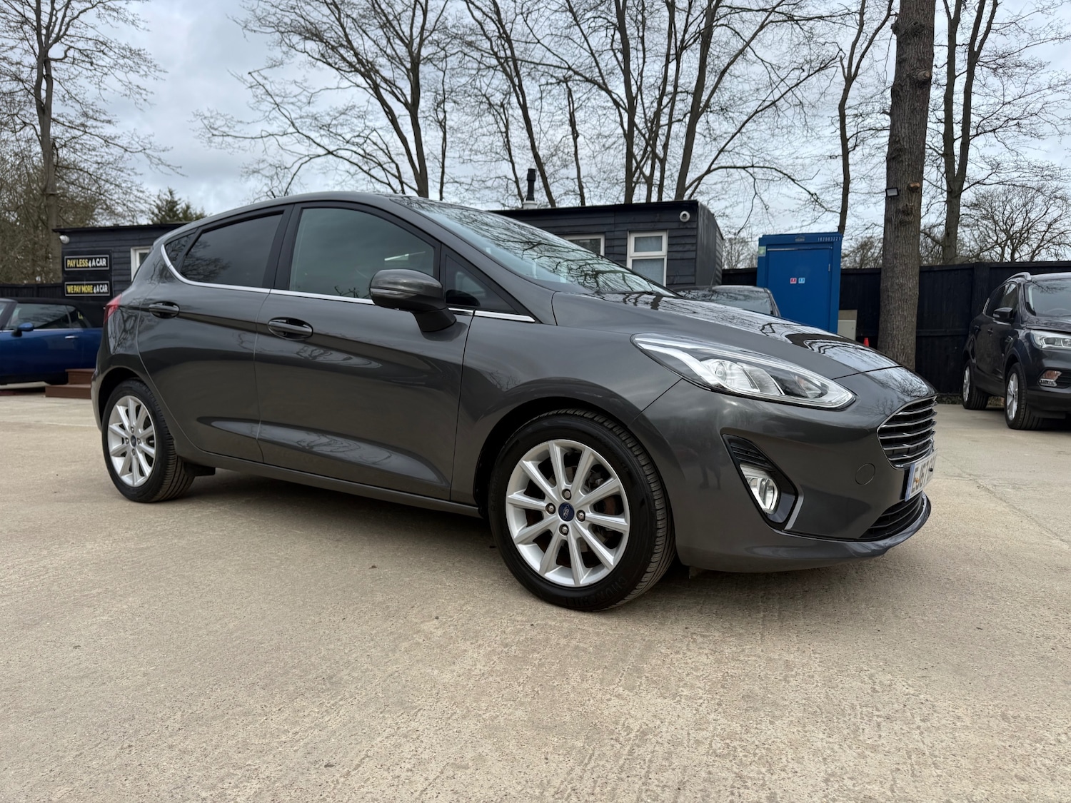 Used Ford Fiesta 2017 for sale - 77845409: Photo 2