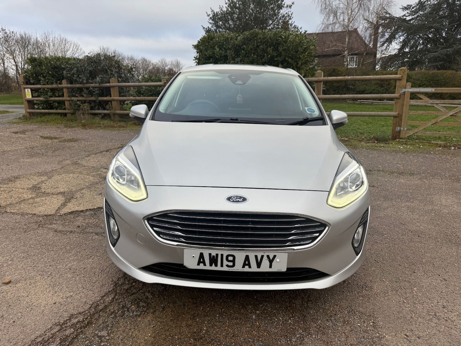 Used Ford Fiesta 2019 for sale - 77160770: Photo 2