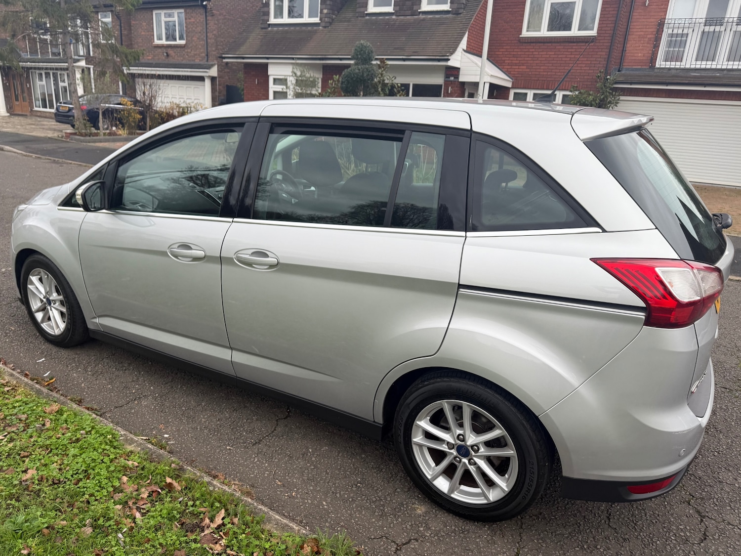 Used Ford Grand C-Max 2017 for sale - 76971517: Photo 10