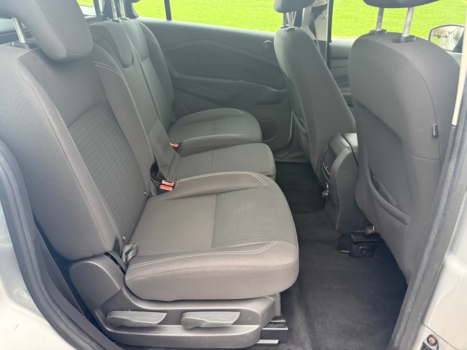 Used Ford Grand C-Max 2017 for sale - 76971517: Photo 17