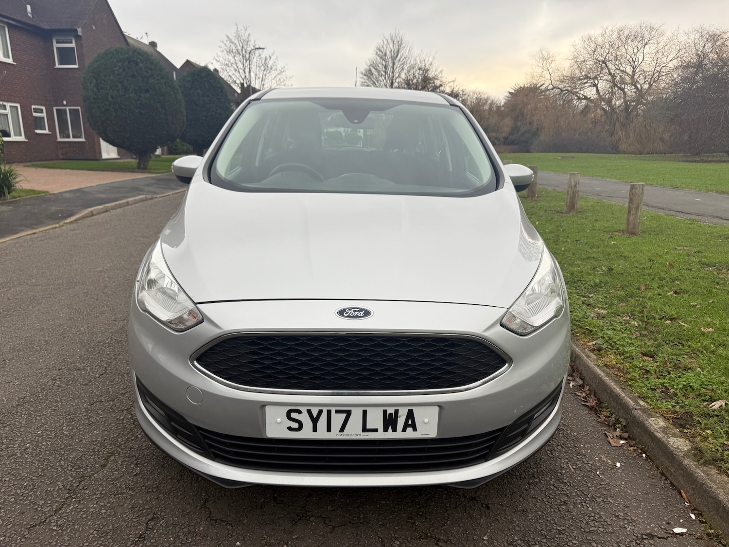 Used Ford Grand C-Max 2017 for sale - 76971517: Photo 2