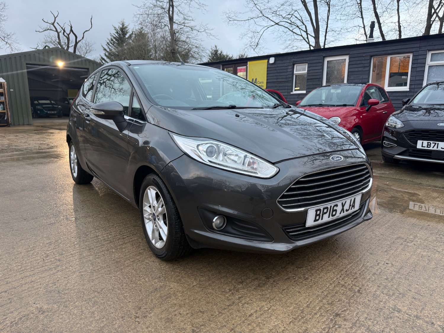 Used Ford Fiesta 2016 for sale - 77607865: Photo 2
