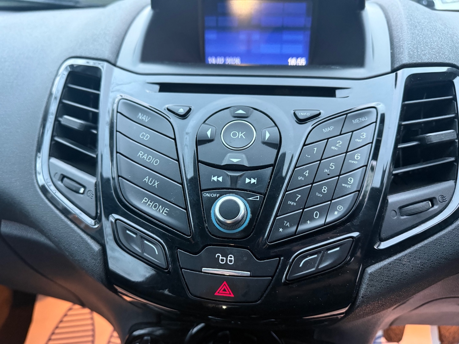 Used Ford Fiesta 2016 for sale - 77607865: Photo 32