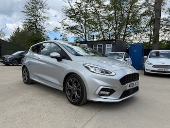 Used Ford Fiesta 2018 for sale - 78594681: Photo