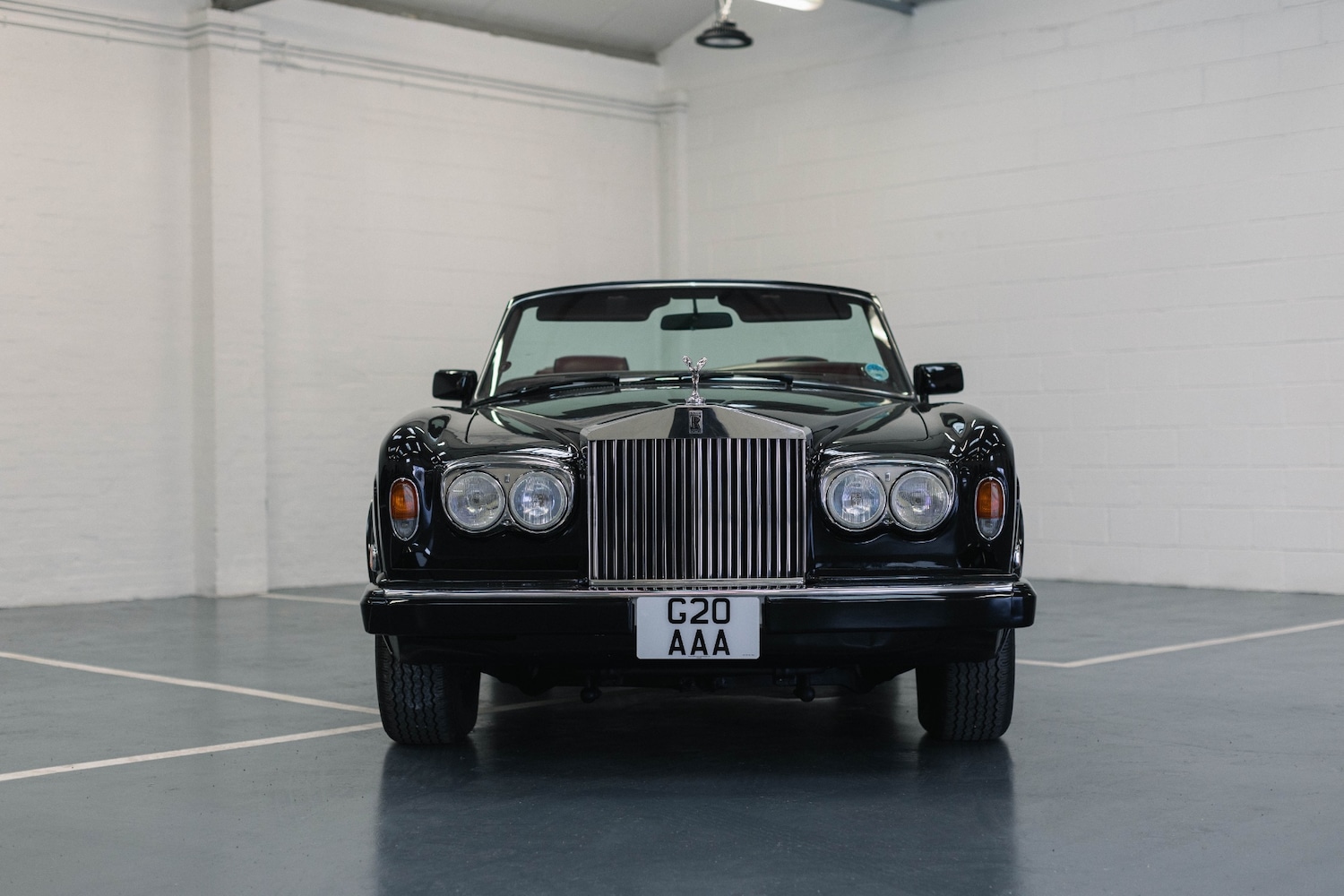 Used Rolls-Royce Corniche 1990 for sale - 76289177: Photo 2