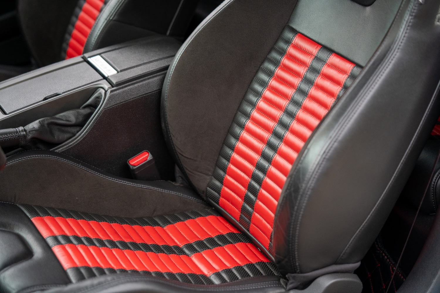 Used Ford Mustang 2014 for sale - 76987081: Photo 11