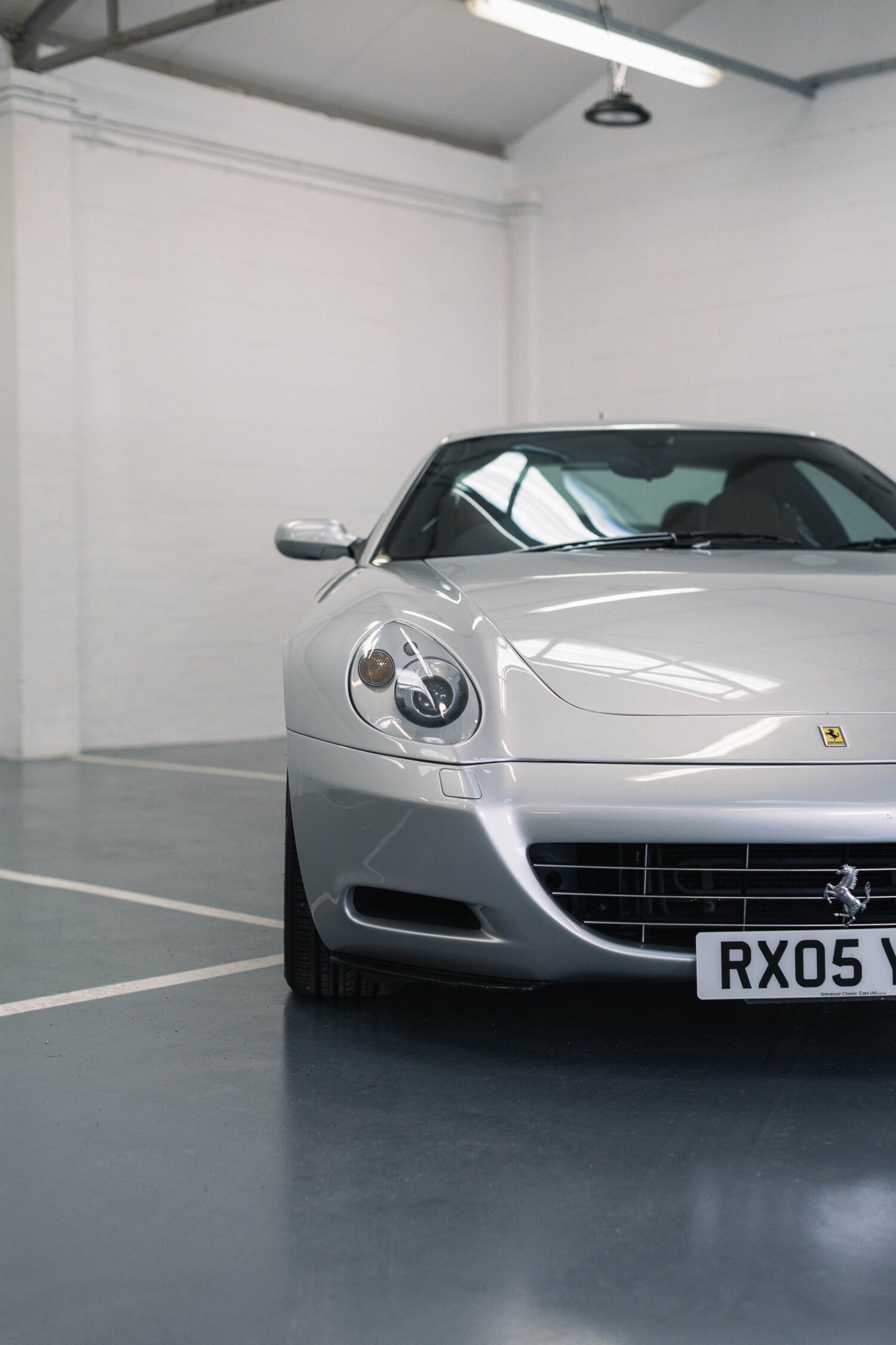 Used Ferrari 612 2005 for sale - 76289639: Photo 5