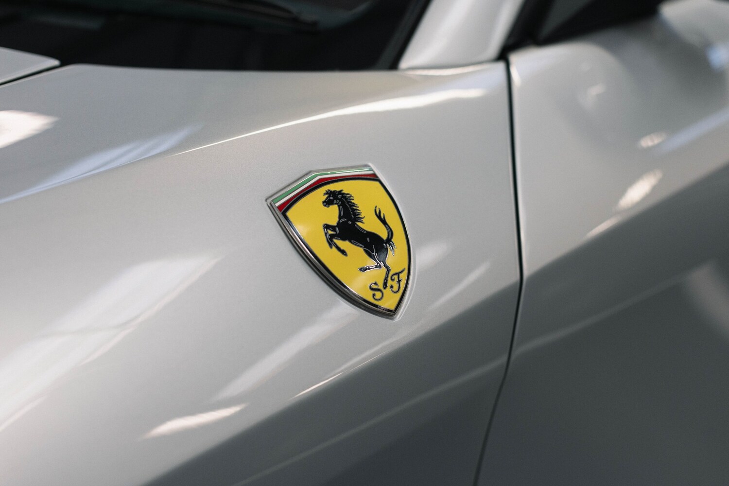 Used Ferrari 612 2005 for sale - 76289639: Photo 7