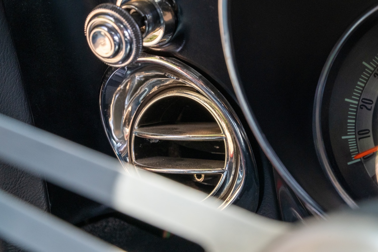 Used Chevrolet Camaro 2020 for sale - 76289025: Photo 58