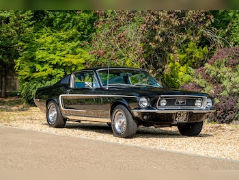 Ford - Mustang