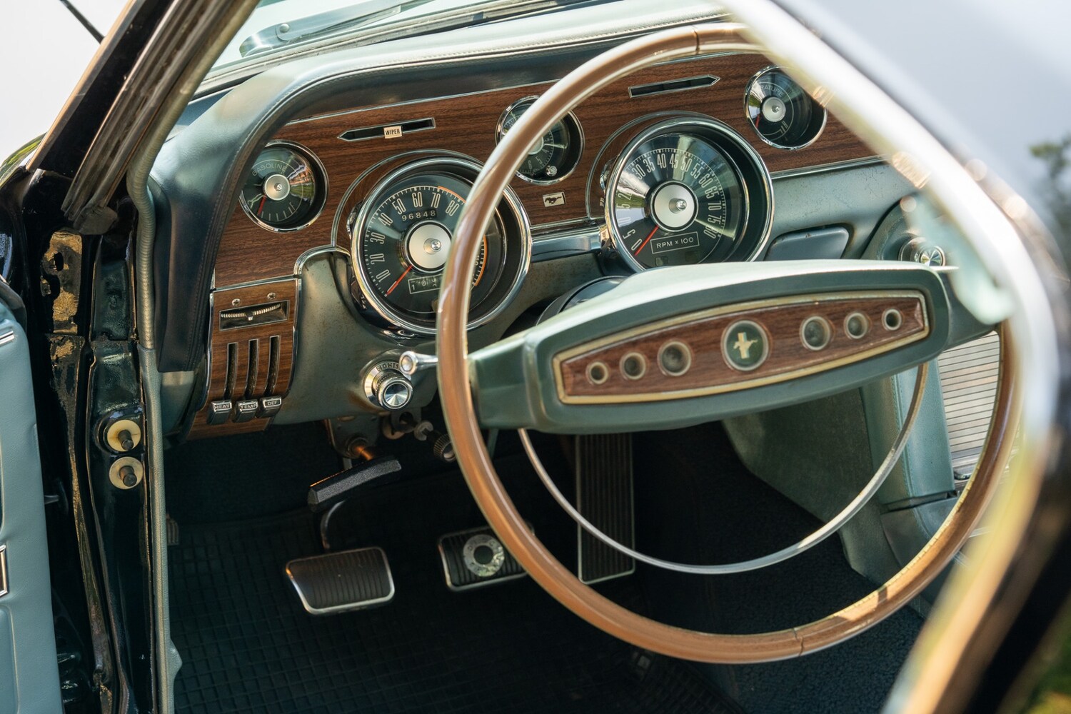 Used Ford Mustang 2022 for sale - 76288677: Photo 48