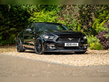 Ford - Mustang