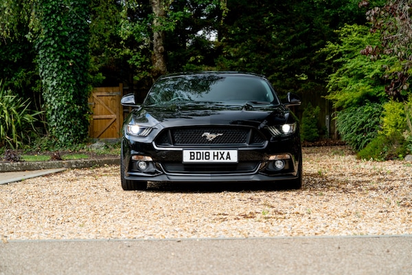 Used Ford Mustang 2018 for sale - 75443756: Photo 2