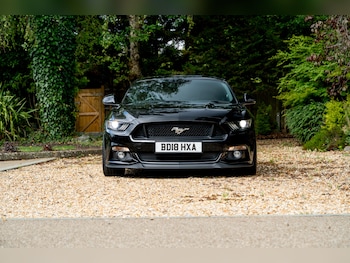 Used Ford Mustang 2018 for sale - 75443756: Photo 2