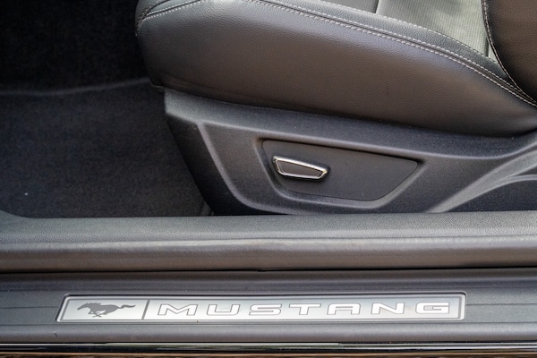 Used Ford Mustang 2018 for sale - 75443756: Photo 41