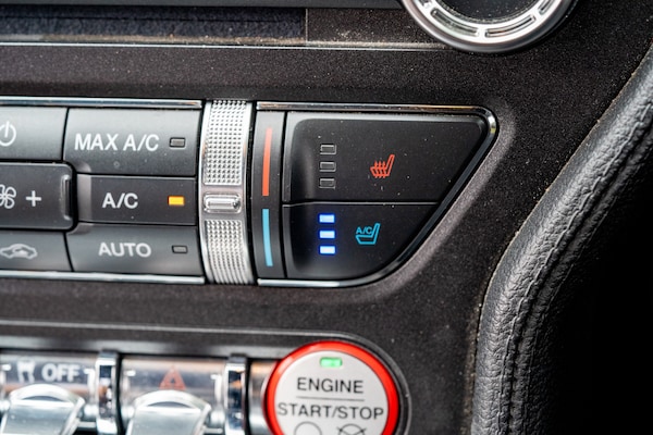 Used Ford Mustang 2018 for sale - 75443756: Photo 42