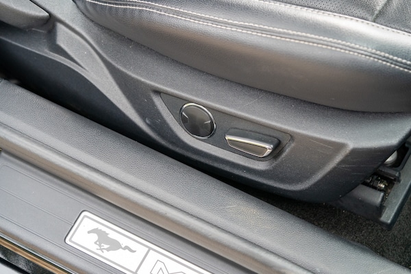 Used Ford Mustang 2018 for sale - 75443756: Photo 59