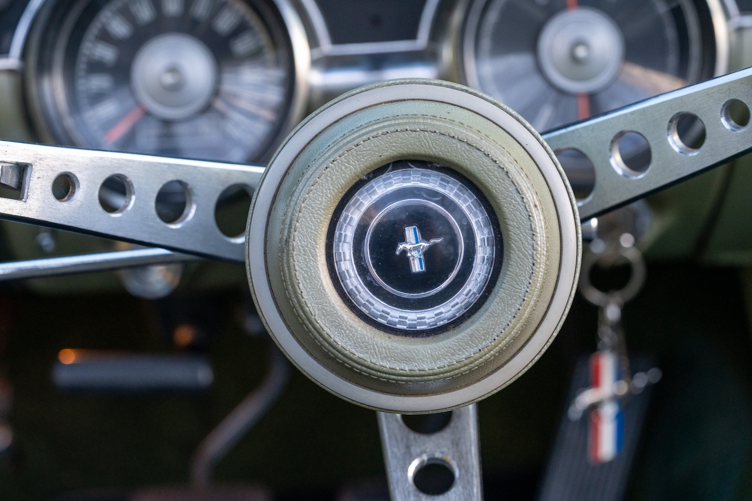 Used Ford Mustang 2014 for sale - 76985141: Photo 47