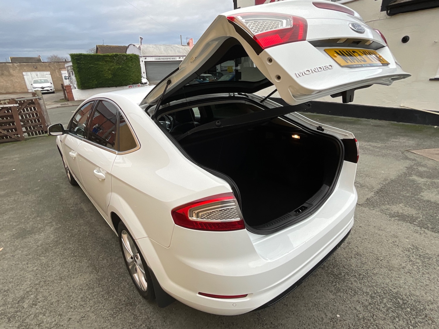 Used Ford Mondeo 2013 for sale - 77261441: Photo 27