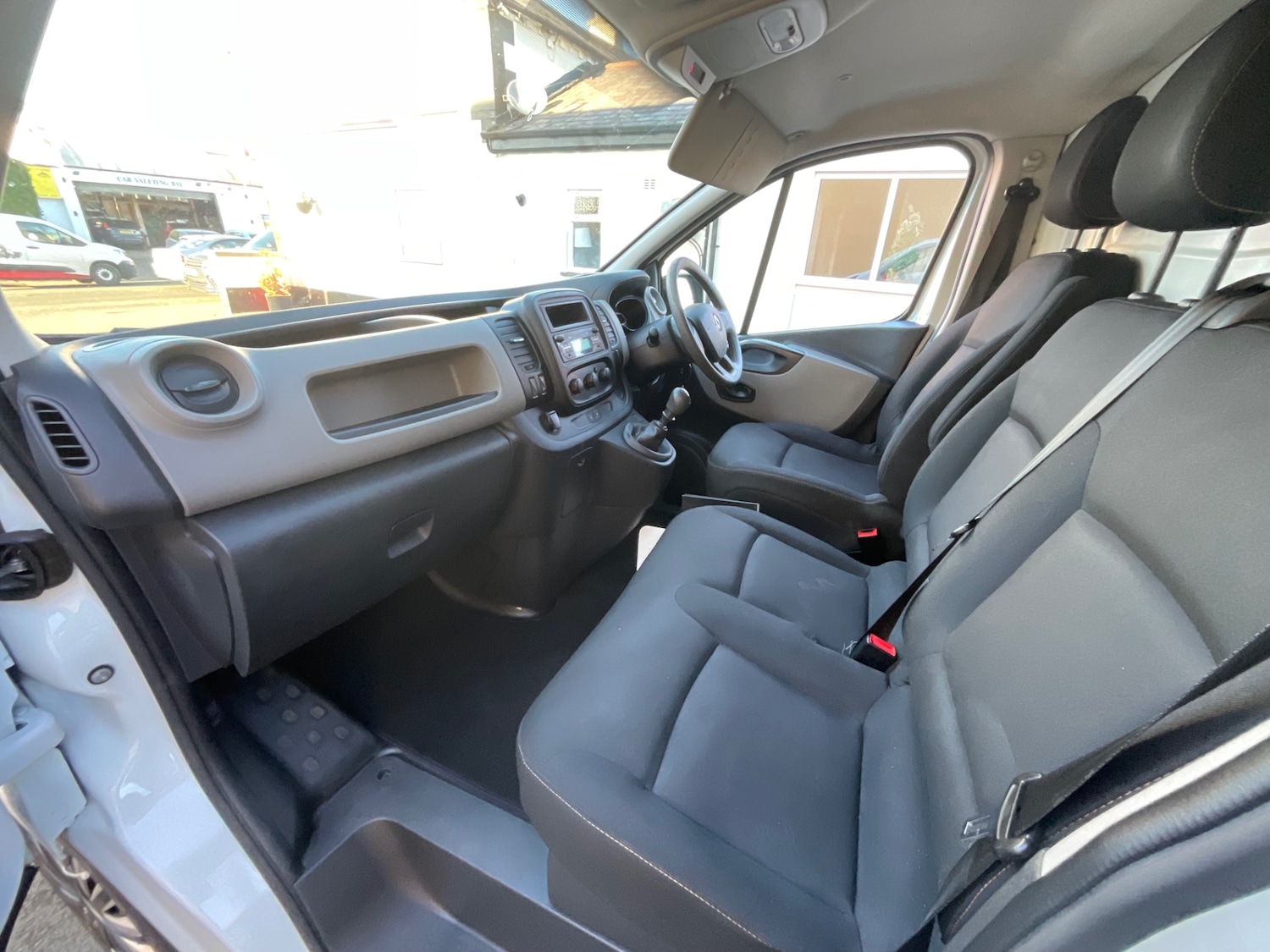 Used Renault Trafic 2018 for sale - 76694656: Photo 20