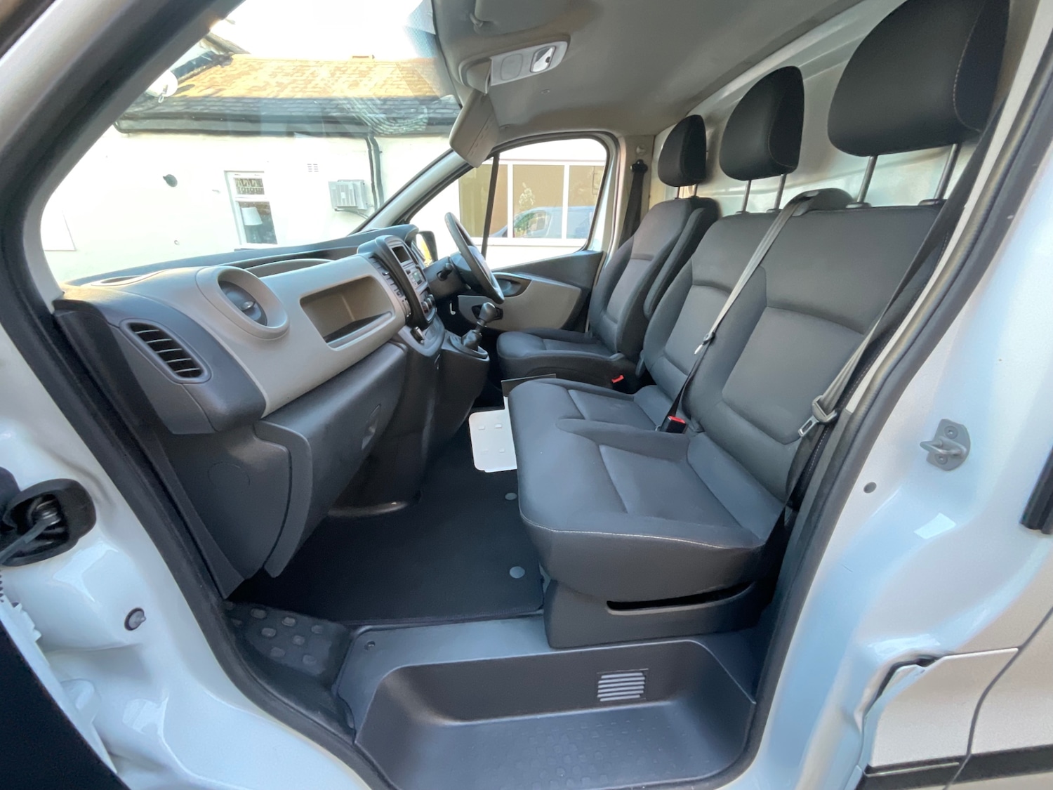 Used Renault Trafic 2018 for sale - 76694656: Photo 21