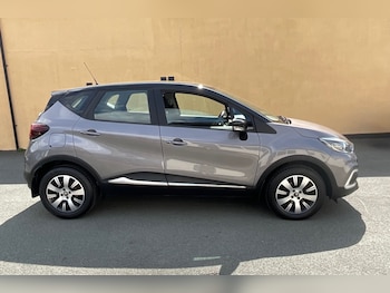 Used Renault Captur 2018 for sale - 75906659: Photo