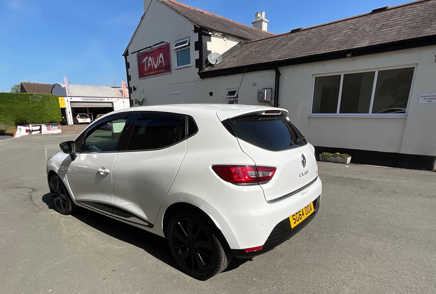 Used Renault Clio 2014 for sale - 76384297: Photo 10