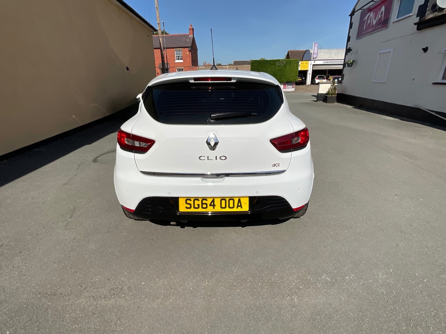 Used Renault Clio 2014 for sale - 76384297: Photo 11