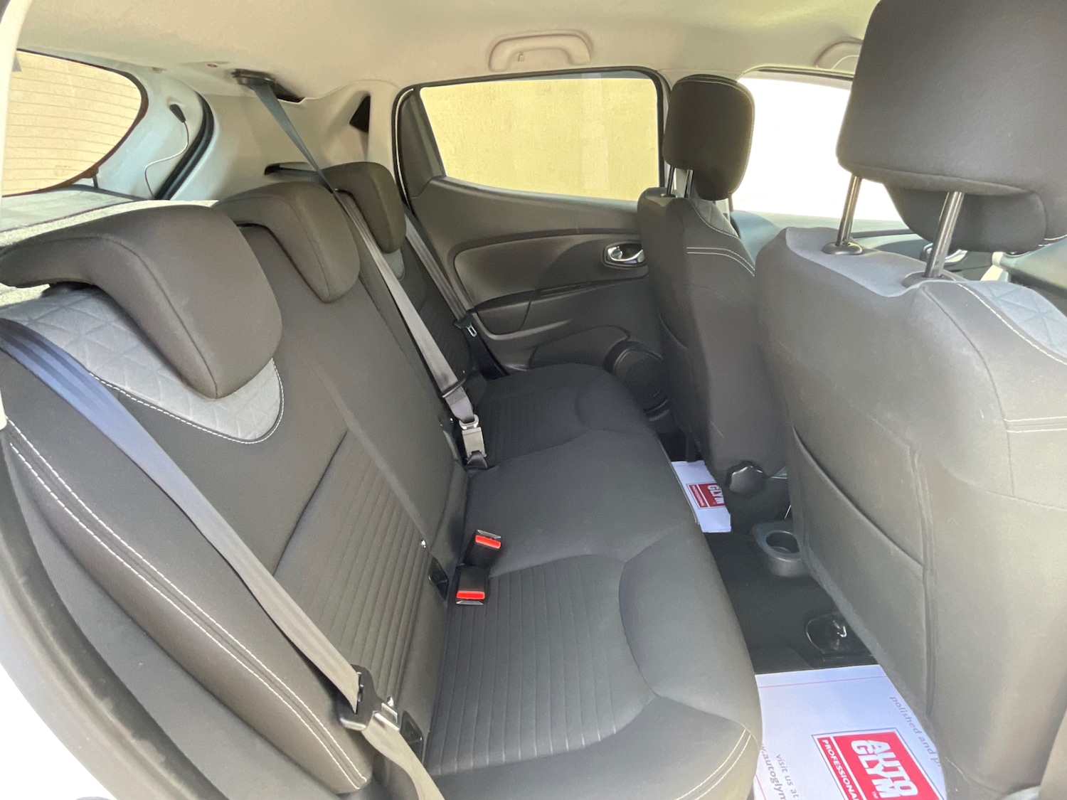 Used Renault Clio 2014 for sale - 76384297: Photo 16