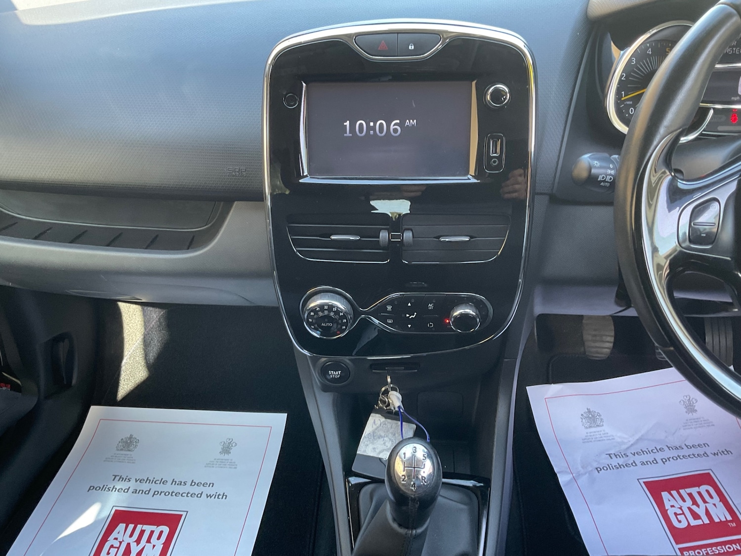 Used Renault Clio 2014 for sale - 76384297: Photo 22