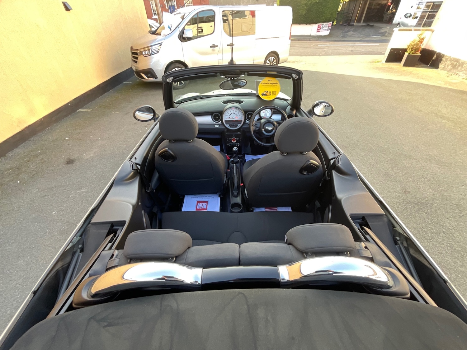 Used MINI Convertible 2012 for sale - 77746170: Photo 10