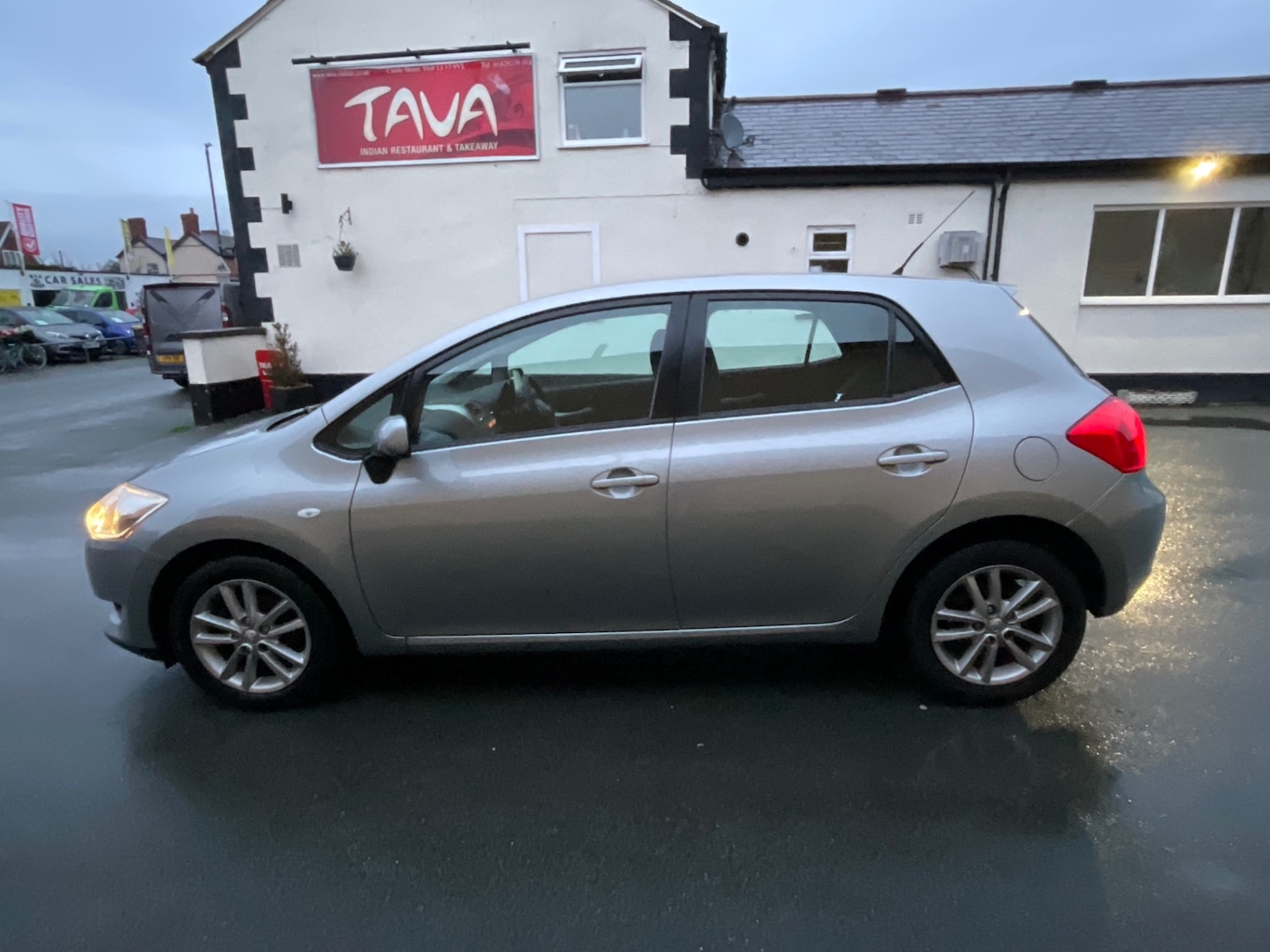 Used Toyota Auris 2009 for sale - 77005635: Photo 12