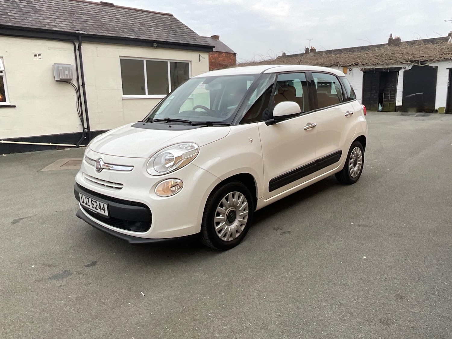 Vehicle 29