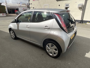 Used Toyota AYGO 2017 for sale - 78615415: Photo